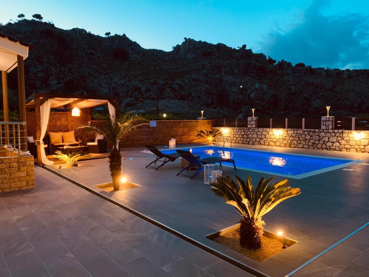 Costa Costa Villa - Luxury villa Kolymbia Esterno foto